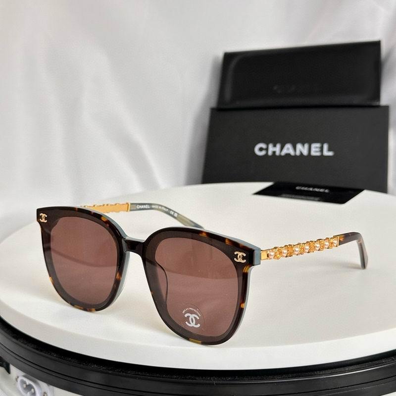 Chanel Sunglasses 832